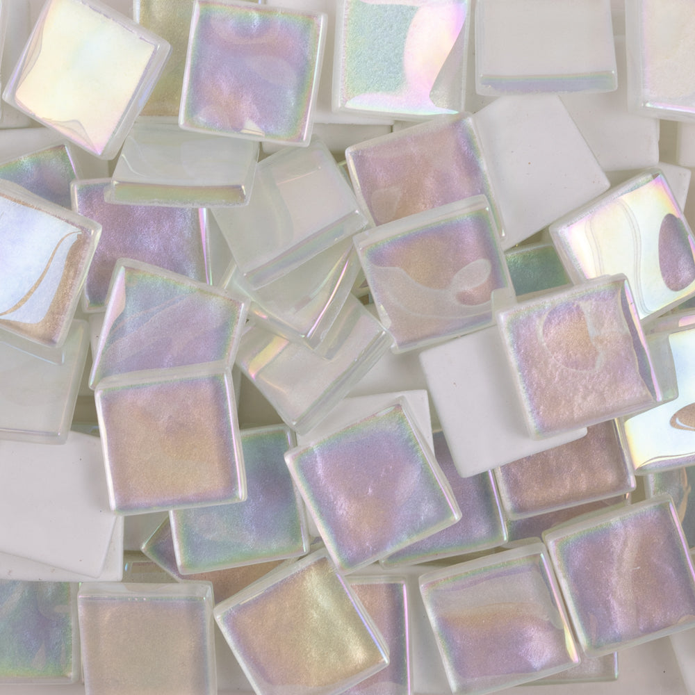 Crystal Wavy Iridescent 20mm White