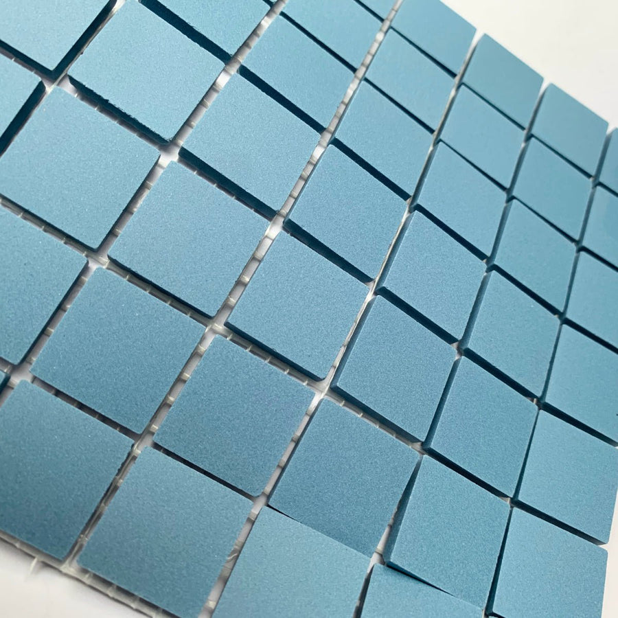 Winckelmans Bleu Foncé – matt 20x20 mm mosaic tiles on mesh